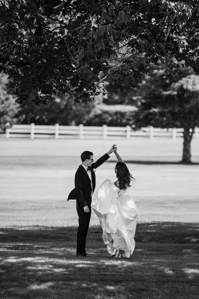 A photo of a summer wedding by Anna Solo Photography in Rye, NH at Abenaqui Country Club, near Portsmouth, NH
